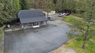 Photo 2: 32152 DEWDNEY TRUNK Road in Mission: Mission BC House for sale : MLS®# R2680658
