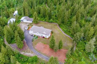 Photo 1: 40 Furlong Road, in Enderby: House for sale : MLS®# 10255296