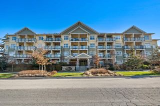 Photo 3: 307 5020 221A Street in Langley: Murrayville Condo for sale : MLS®# R2752943