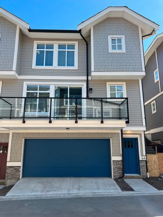 Photo 1: 44 10488 124 Street in Surrey: Bridgeview Townhouse for sale in "Eaton Square" (North Surrey)  : MLS®# R2722309