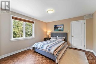 Photo 14: 203 BALMORAL PLACE in Ottawa: House for sale : MLS®# 1363018
