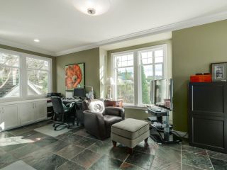 Photo 14: 14213 MARINE Drive: White Rock House for sale (South Surrey White Rock)  : MLS®# R2045609