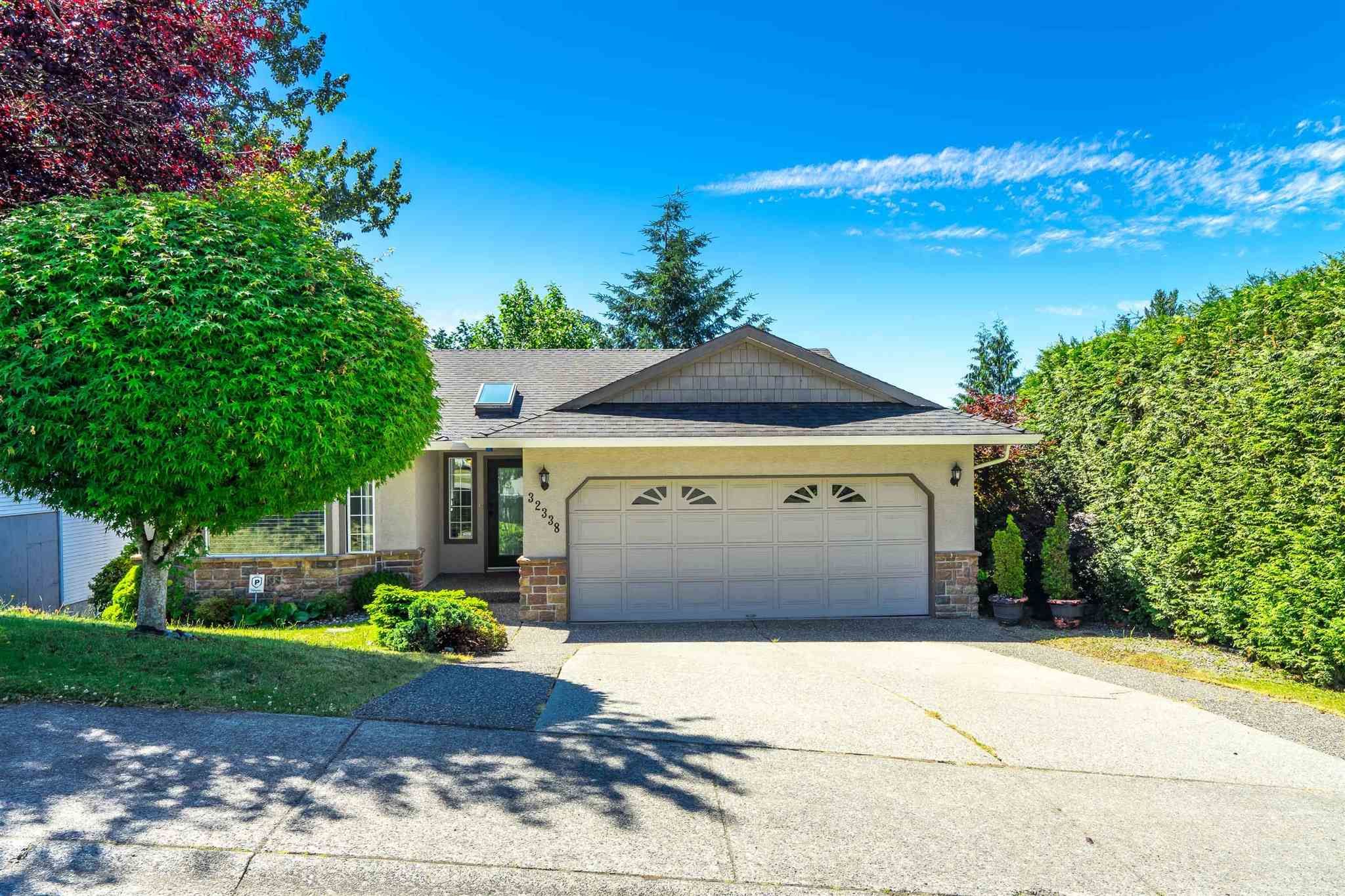 Main Photo: 32338 W BOBCAT Drive in Mission: Mission BC House for sale : MLS®# R2593548