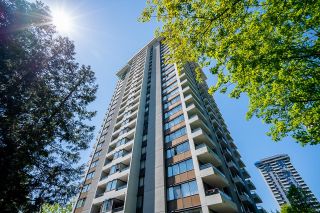 Photo 2: 2302 9521 CARDSTON Court in Burnaby: Government Road Condo for sale in "Concorde Place" (Burnaby North)  : MLS®# R2779518