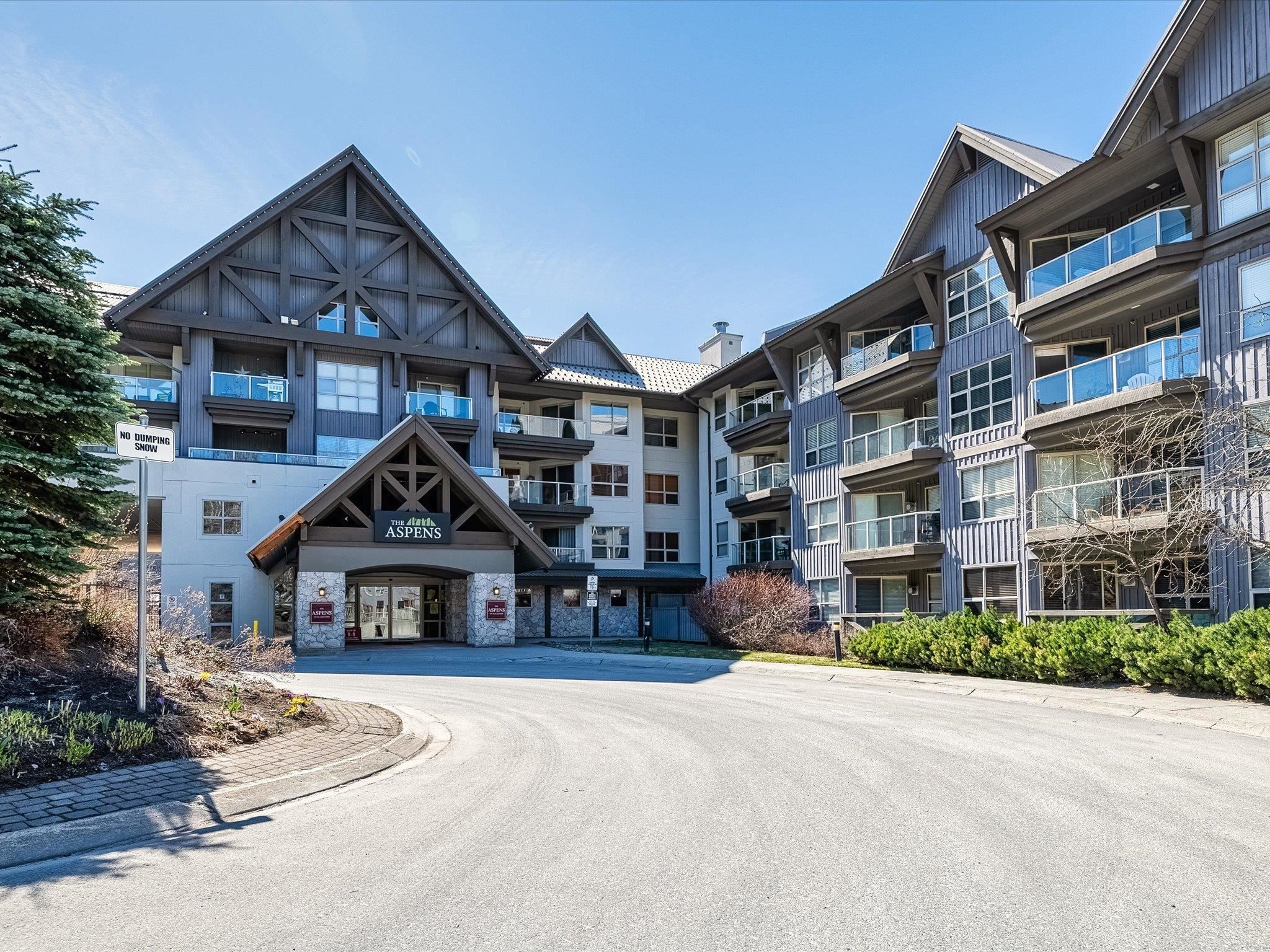 Main Photo: 310 4800 SPEARHEAD Drive in Whistler: Benchlands Condo for sale in "ASPENS" : MLS®# R2690891