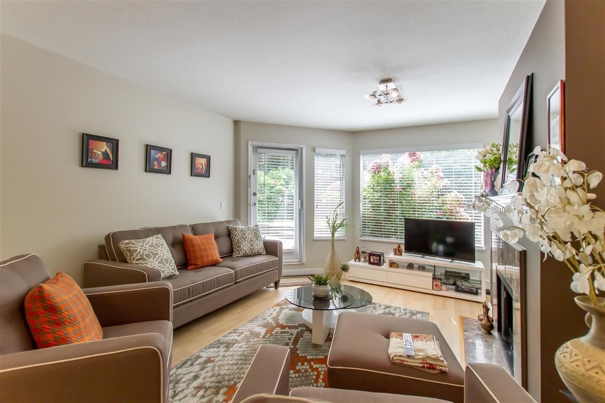 Photo 3: Photos: 111 3770 MANOR Street in Burnaby: Central BN Condo for sale in "CASCADE WEST" (Burnaby North)  : MLS®# R2398930