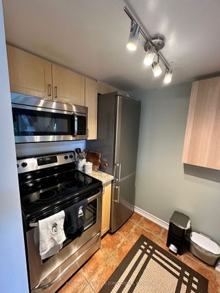 Photo 8: 360 3 Everson Drive in Toronto: Willowdale East Condo for lease (Toronto C14)  : MLS®# C8482258