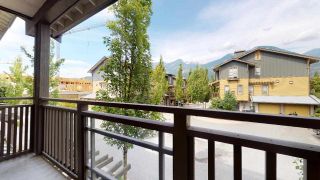 Photo 21: 1282 STONEMOUNT Place in Squamish: Downtown SQ Townhouse for sale in "Streams at Eaglewind" : MLS®# R2481347
