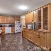 Photo 8: 768 Marina Rd in Campbell River: CR Campbell River South House for sale : MLS®# 861963