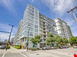 Photo 1: 713 1887 CROWE Street in Vancouver: False Creek Condo for sale (Vancouver West)  : MLS®# R2196156
