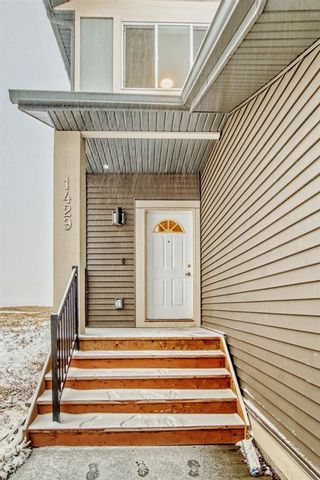 Photo 2: 1429 Aldrich Place: Carstairs Semi Detached (Half Duplex) for sale : MLS®# A2010120