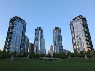Photo 1: 1807 455 BEACH Crescent in Vancouver: Yaletown Condo for sale in "PARK WEST ONE" (Vancouver West)  : MLS®# V965553