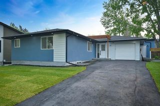 Main Photo: 77 Hartford Road NW in Calgary: Highwood Detached for sale : MLS®# A2044295