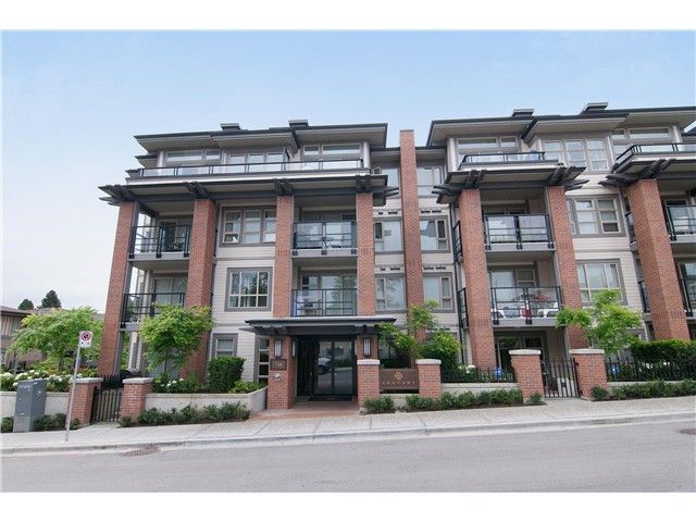 Main Photo: 211 738 E 29TH Avenue in Vancouver: Fraser VE Condo for sale (Vancouver East)  : MLS®# V1043108