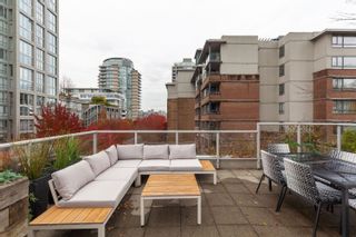 Photo 25: THA 1211 MARINASIDE Crescent in Vancouver: Yaletown Townhouse for sale in "THE PENISULA" (Vancouver West)  : MLS®# R2738111