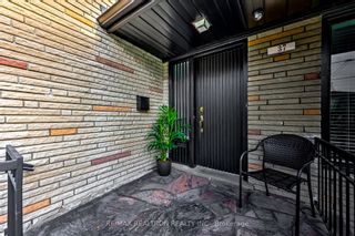 Photo 3: 37 Palm Drive in Toronto: Clanton Park House (Sidesplit 4) for sale (Toronto C06)  : MLS®# C7059484