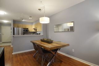 Photo 5: 212 147 E 1ST Street in North Vancouver: Lower Lonsdale Condo for sale in "The Coronado" : MLS®# R2136630