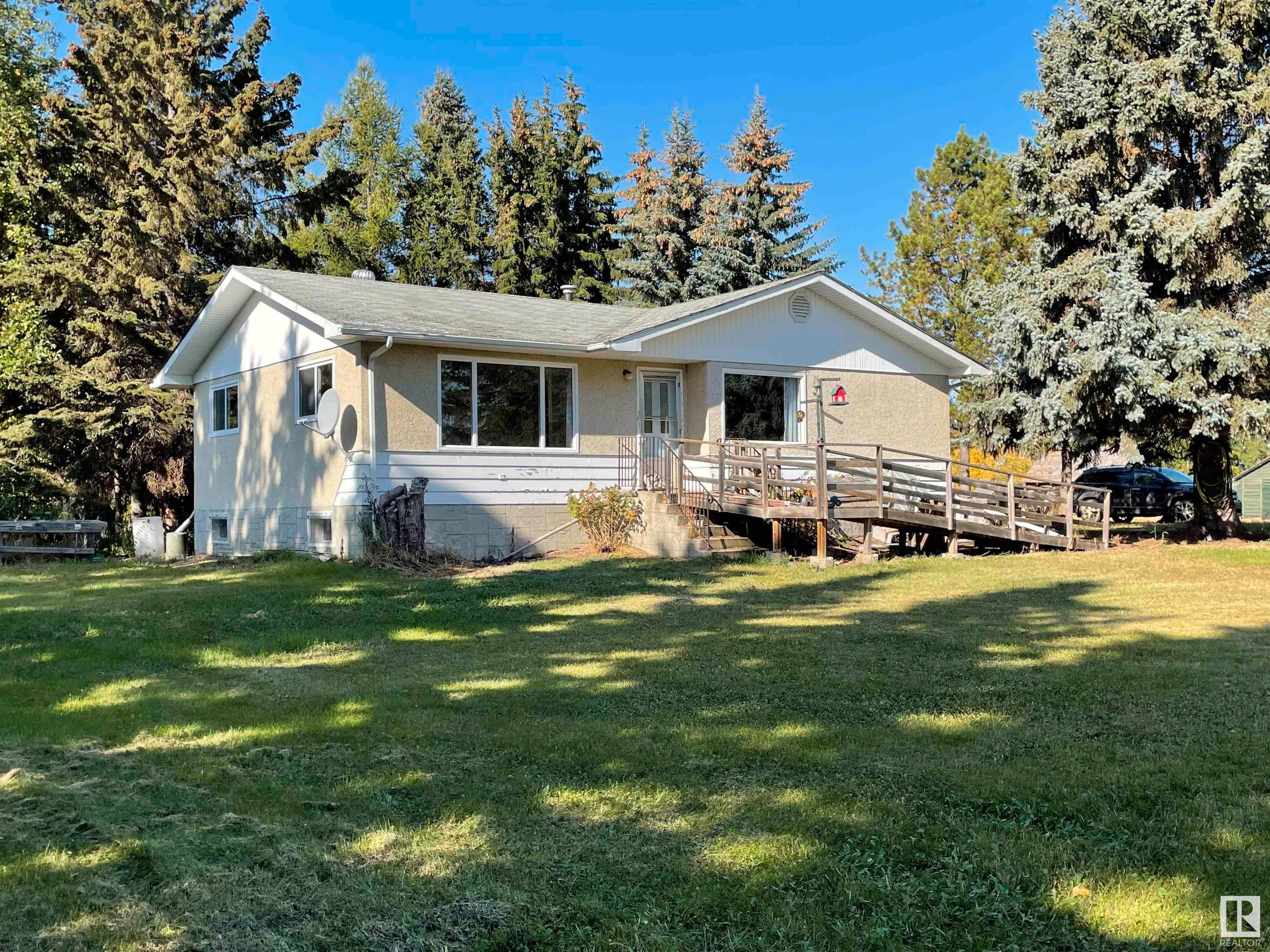 Main Photo: RR 221 Twp Rd 594: Rural Thorhild County House for sale : MLS®# E4315638