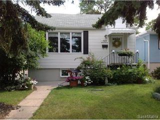Photo 1: 399 LEOPOLD Crescent in Regina: Crescents Single Family Dwelling for sale (Regina Area 05)  : MLS®# 507538