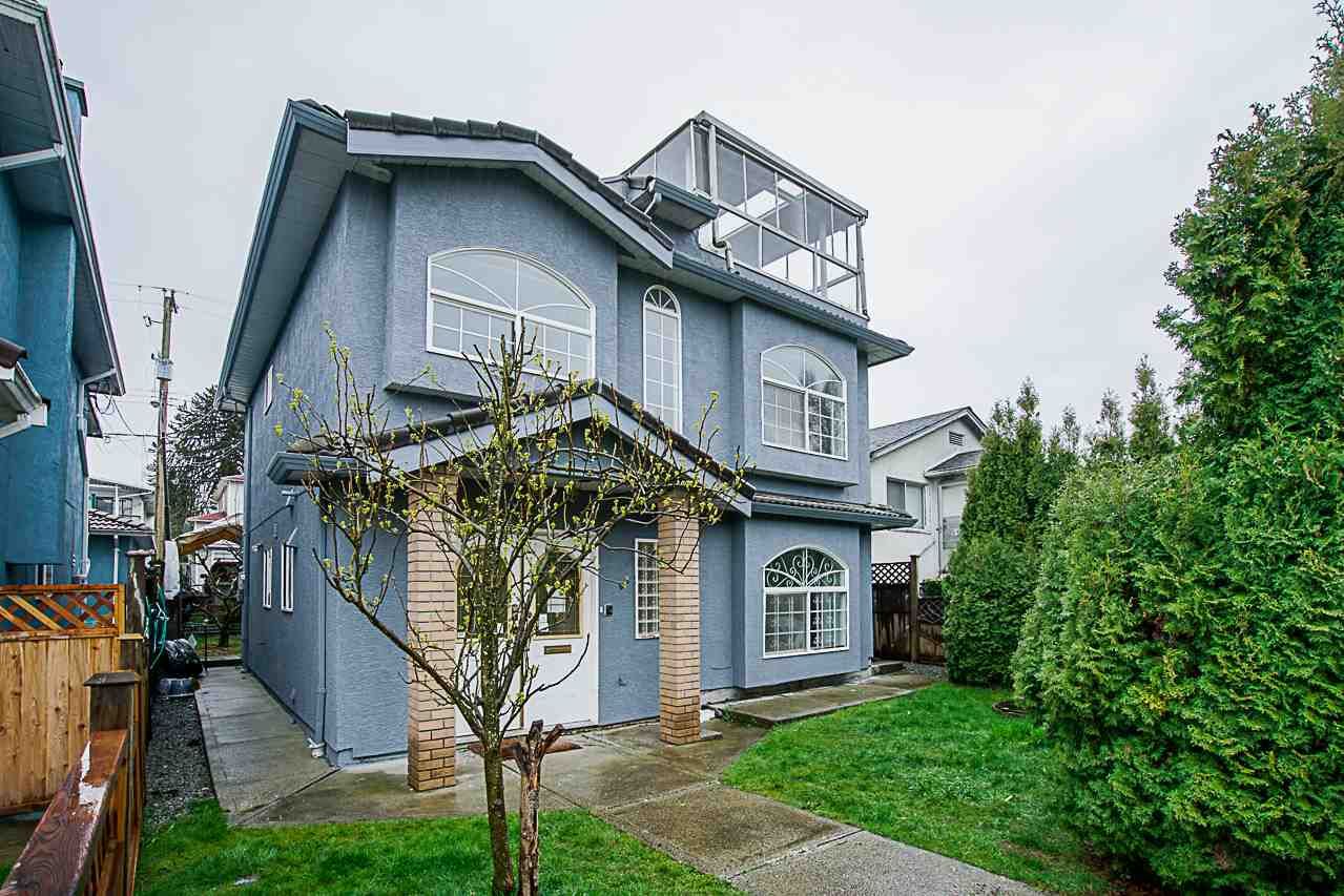 Main Photo: 4290 KASLO Street in Vancouver: Renfrew Heights House for sale (Vancouver East)  : MLS®# R2252887