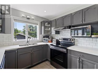 Photo 5: 2120 Okanagan Avenue SE in Salmon Arm: House for sale : MLS®# 10317928