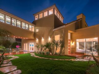 Main Photo: House for sale : 4 bedrooms : 4 Spinnaker Way in Coronado