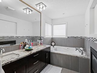 Photo 27: 52 Rockyvale Green NW in Calgary: Rocky Ridge Detached for sale : MLS®# A2016499