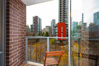 Photo 9: 607 550 PACIFIC Street in Vancouver: Yaletown Condo for sale in "AQUA AT THE PARK" (Vancouver West)  : MLS®# R2518255