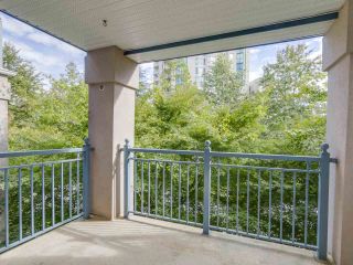 Photo 12: 304 1190 EASTWOOD STREET in Coquitlam: North Coquitlam Condo for sale : MLS®# R2112295