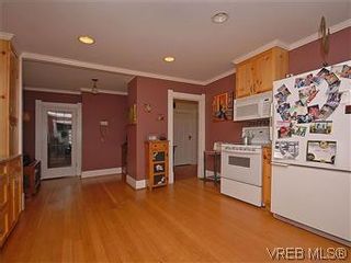 Photo 6: 2974 Wascana St in VICTORIA: SW Gorge House for sale (Saanich West)  : MLS®# 572474