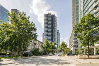 Photo 1: 1405 620 CARDERO Street in Vancouver: Coal Harbour Condo for sale in "CARDERO" (Vancouver West)  : MLS®# R2867656