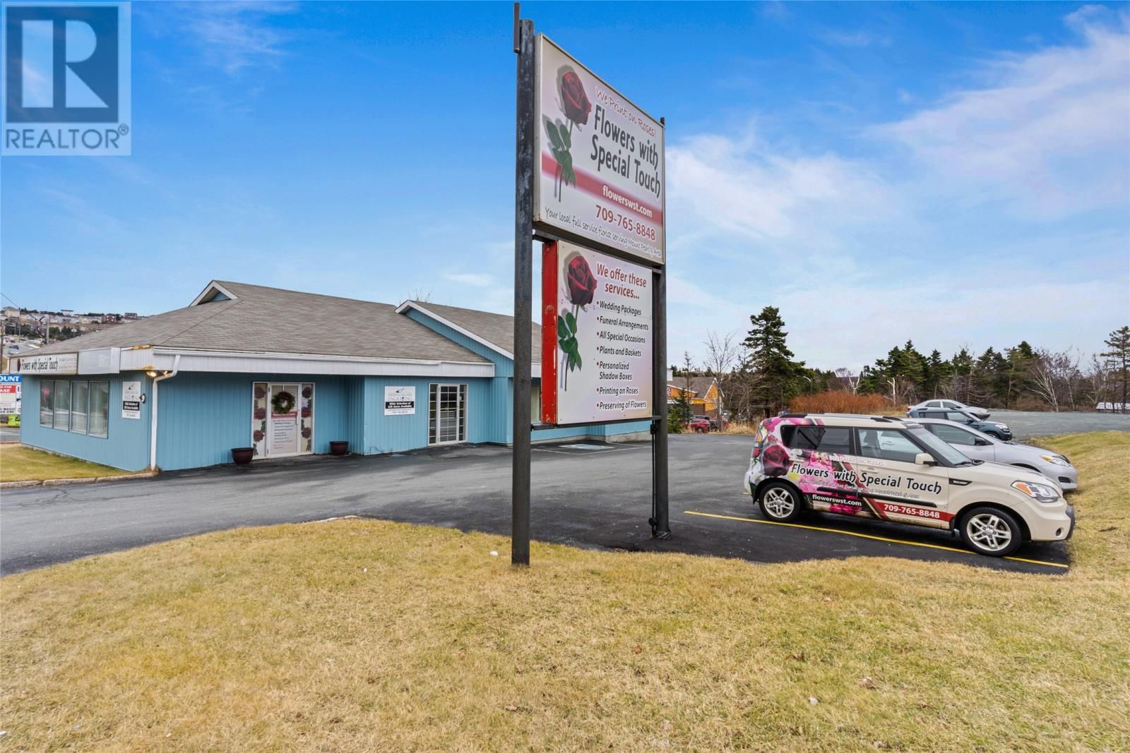Main Photo: 9 Commonwealth Avenue in Mount Pearl: Retail for sale : MLS®# 1263473