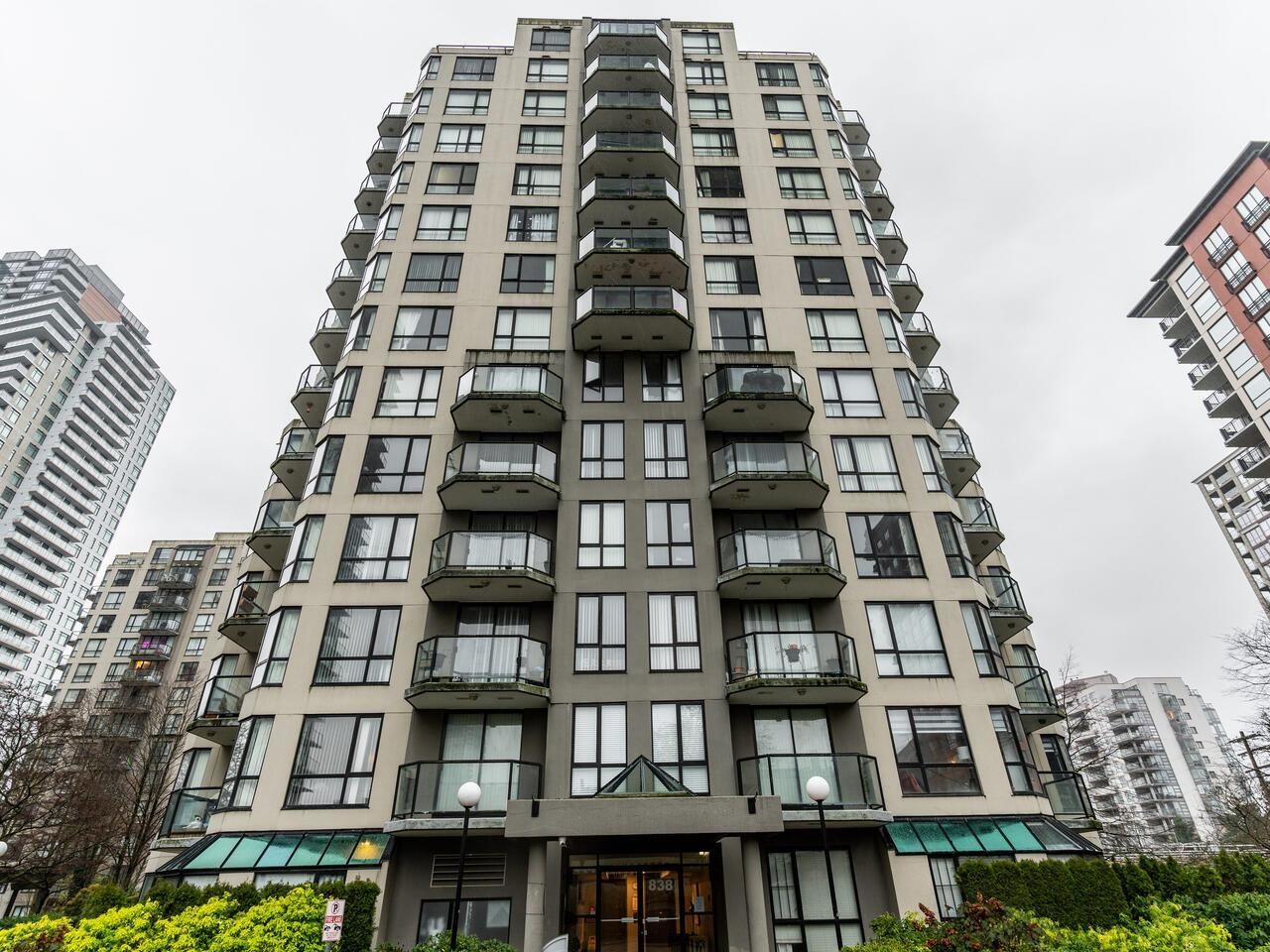 Main Photo: 101 838 AGNES Street in New Westminster: Downtown NW Condo for sale : MLS®# R2750218