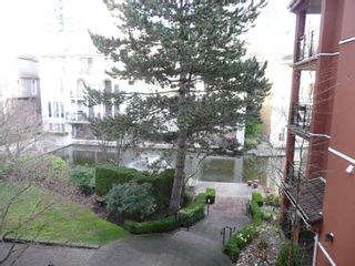 Photo 20: 304 2 RENAISSANCE Square in New Westminster: Quay Condo for sale in "THE LIDO" : MLS®# R2840095