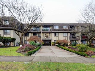 Photo 1: 110 307 W 2ND Street in North Vancouver: Lower Lonsdale Condo for sale in "Shorecrest" : MLS®# R2130490