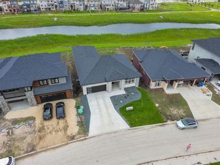 Photo 3: 139 Valley Brook Road in Winnipeg: Bridgwater Trails Residential for sale (1R)  : MLS®# 202300516