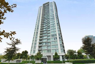 Photo 1: 605 6688 ARCOLA Street in Burnaby: Highgate Condo for sale in "LUMA BY POLYGON" (Burnaby South)  : MLS®# R2370239