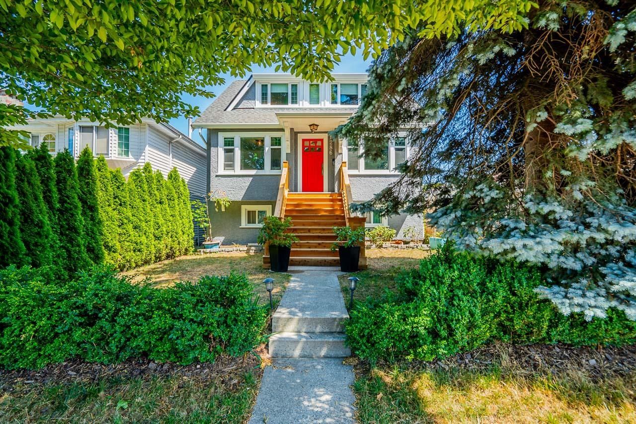 Main Photo: 1286 RENFREW Street in Vancouver: Renfrew VE House for sale (Vancouver East)  : MLS®# R2818858
