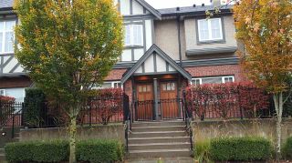 Photo 1: 1013 W 46TH Avenue in Vancouver: South Granville Townhouse for sale in "CARRINGTON" (Vancouver West)  : MLS®# R2121144
