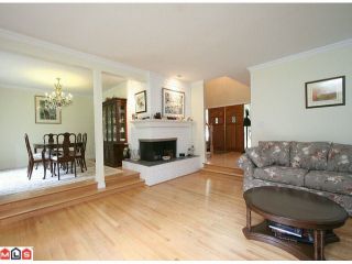 Photo 2: 2885 132 Street in Surrey: White Rock House for sale : MLS®# F1107419