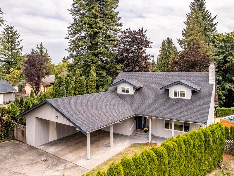 FEATURED LISTING: 21976 CLIFF Place Maple Ridge