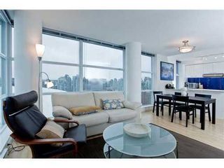 Photo 7: 2501 111 GEORGIA Street in Vancouver West: Downtown VW Home for sale ()  : MLS®# V829261
