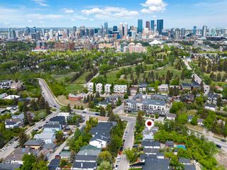 Main Photo: 3610 Parkhill Street SW in Calgary: Parkhill Detached for sale : MLS®# A2052218