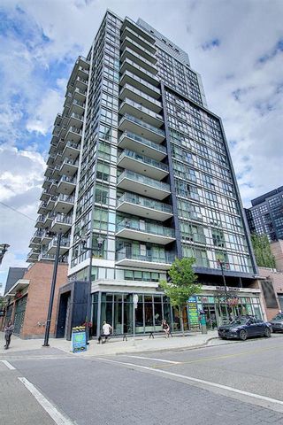Photo 1: 1406 550 Riverfront Avenue SE in Calgary: Downtown East Village Apartment for sale : MLS®# A2003643