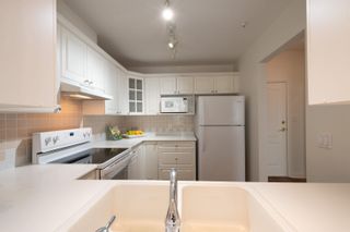 Photo 17: 233 5735 HAMPTON Place in Vancouver: University VW Condo for sale in "THE BRISTOL" (Vancouver West)  : MLS®# R2879338