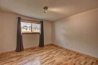 Photo 12: 2006 8 Avenue SE in Calgary: Inglewood Semi Detached for sale : MLS®# A1228706