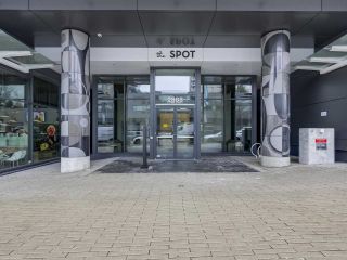 Photo 5: 910 2888 CAMBIE Street in Vancouver: Fairview VW Condo for sale in "The Spot" (Vancouver West)  : MLS®# R2343734