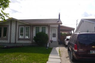 Photo 1: 106 Gull Lake Road in Winnipeg: Waverley Heights Single Family Detached for sale (South Winnipeg)  : MLS®# 1502656