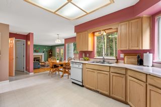 Photo 8: 2823 CROWBERRY Court in Coquitlam: Westwood Plateau House for sale : MLS®# R2776448