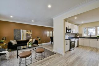 Photo 3: 465 St Anthony Avenue in Winnipeg: West Kildonan Residential for sale (4D)  : MLS®# 202226429